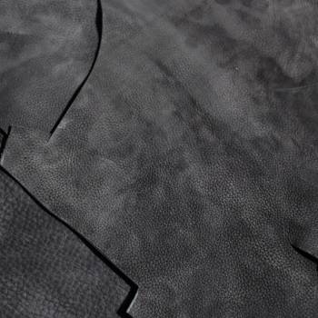 Chutes de taurillon nubuck noir